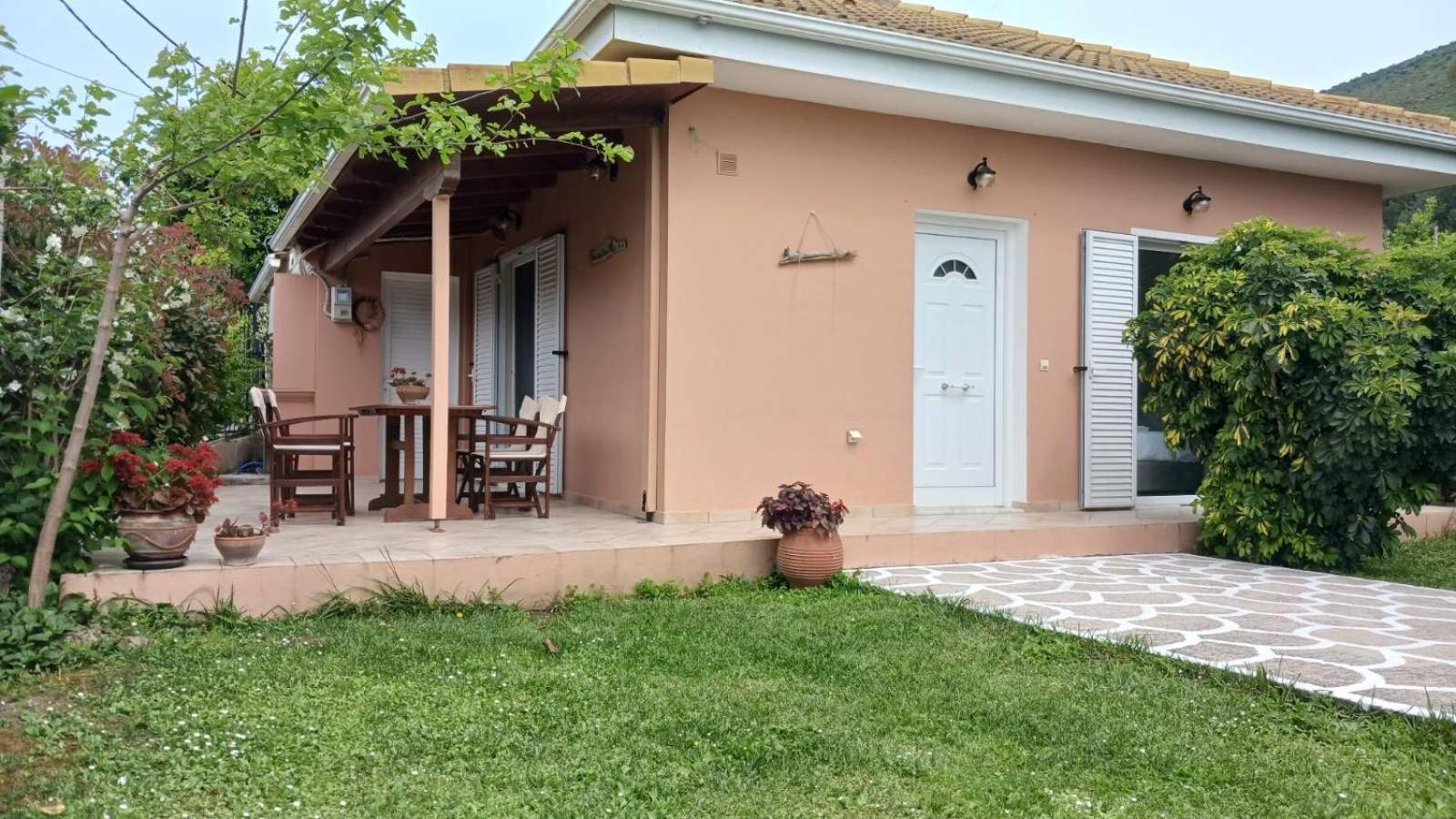 Villa Ioannidis Parga Esterno foto