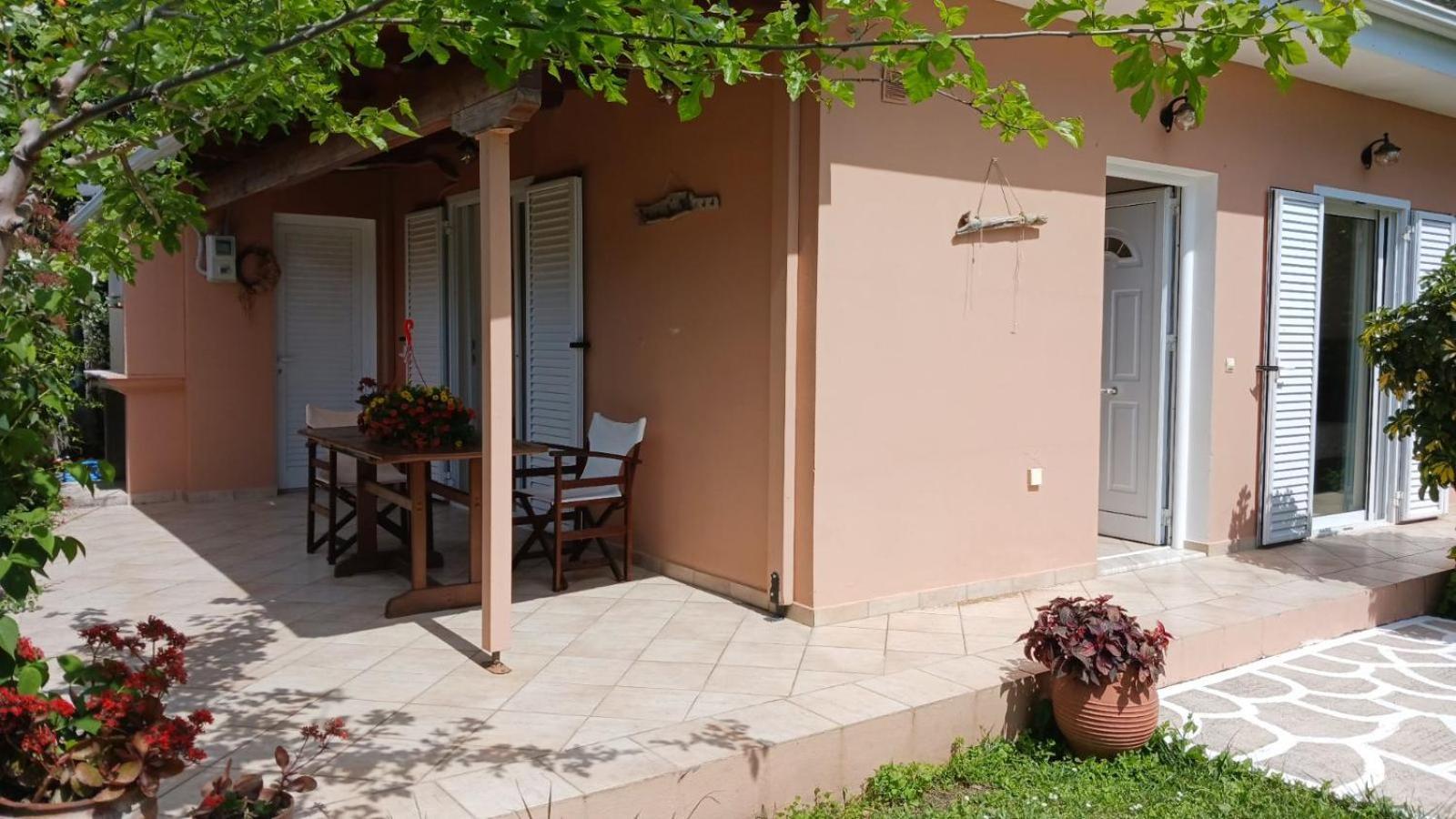 Villa Ioannidis Parga Esterno foto